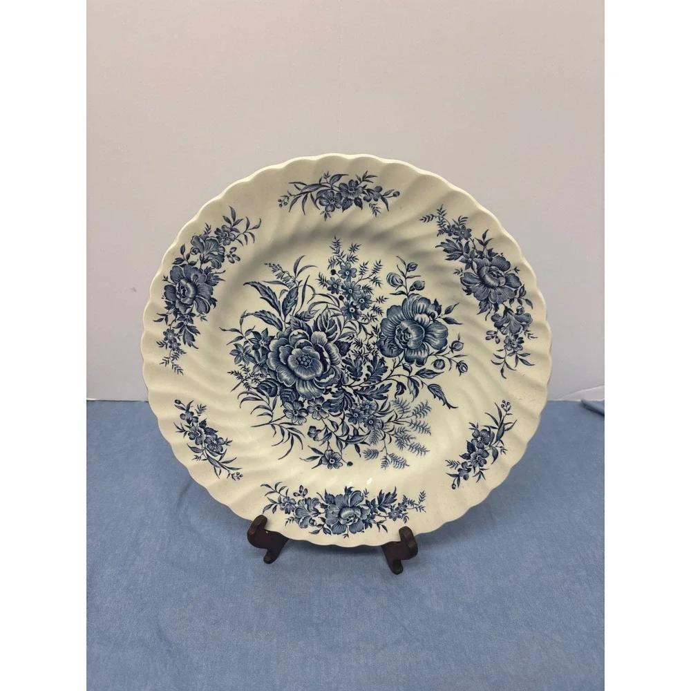 Beacon Hill Hostess Tableware Dinner Plates Set of 2 Blue‎ Floral White (8